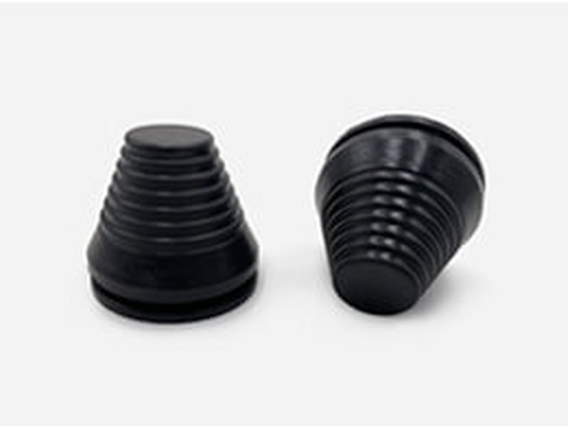Stepped TPV bungs